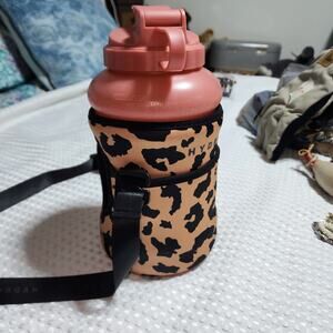 HYDRO JUG 73 OZ SAVANNAH WATER JUG WITH CARRIER & BOTTLE SET